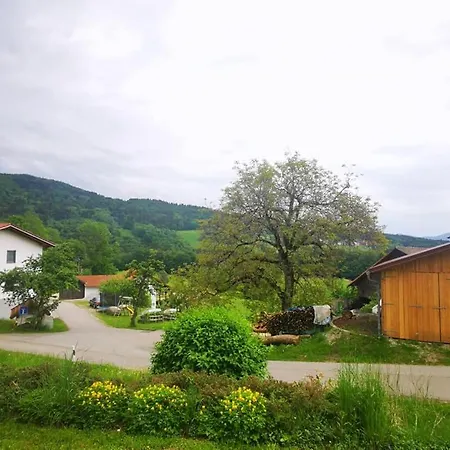 Dreimaederlhaus * Schaufling